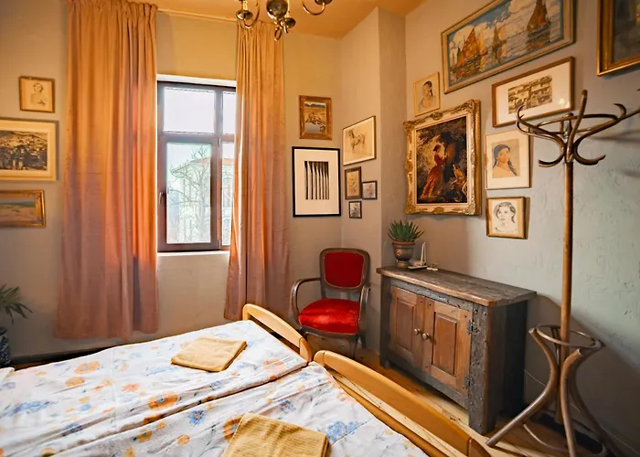 Malkia Inter Гостевой дом *